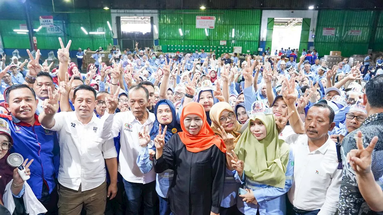 Ribuan Buruh Mojokerto Kompak Serukan Kemenangan untuk Khofifah-Emil