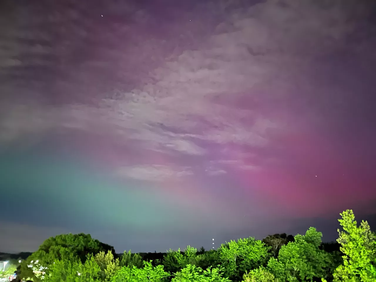 Northern Lights may be visible again in Illinois Tuesday Chicago