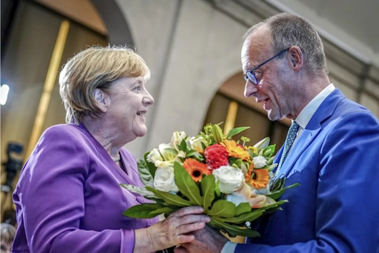 Voormalig bondskanselier Angela Merkel komt eind november met memoires