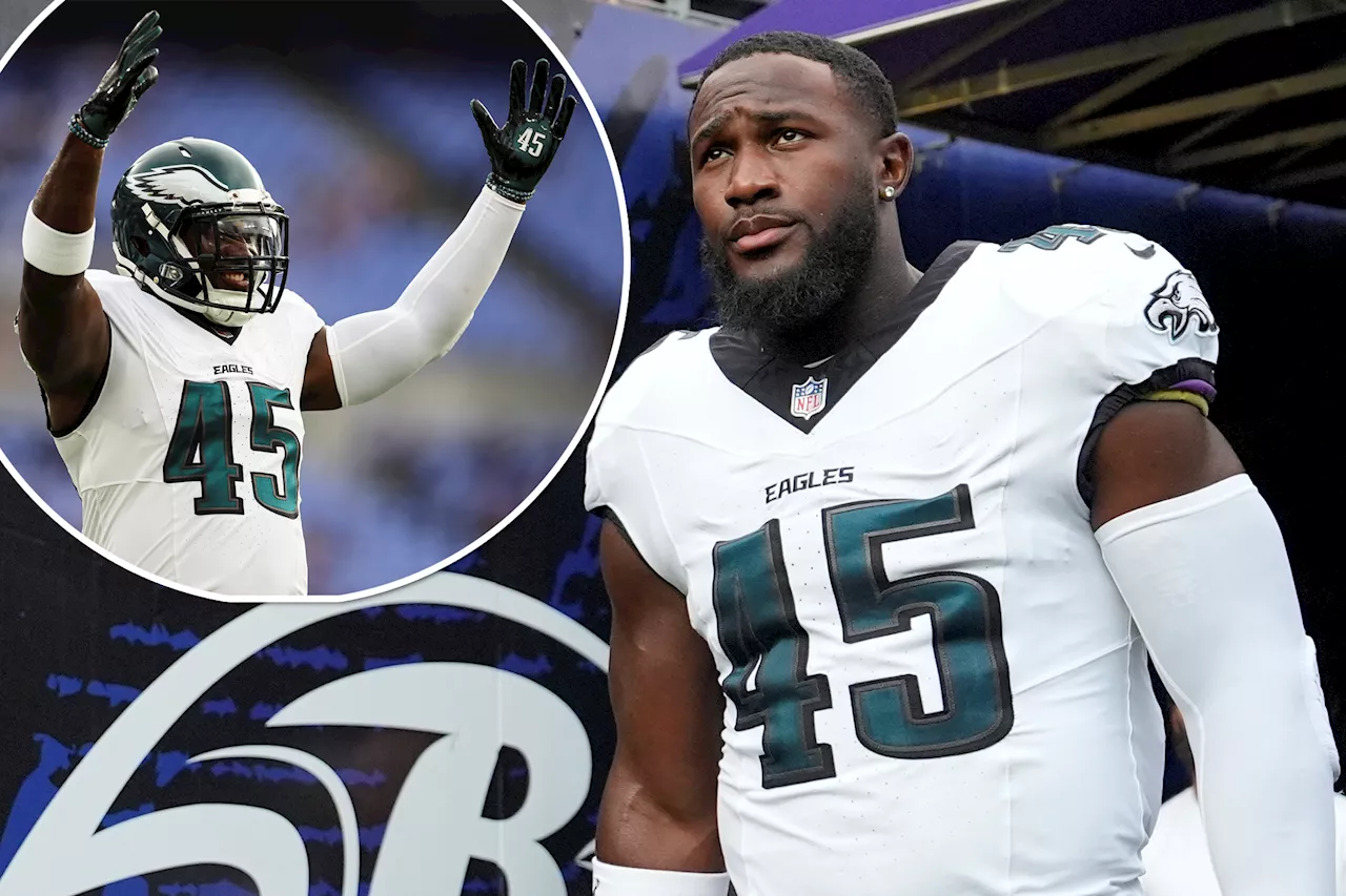 Devin White Released By Eagles After One Snapped Played