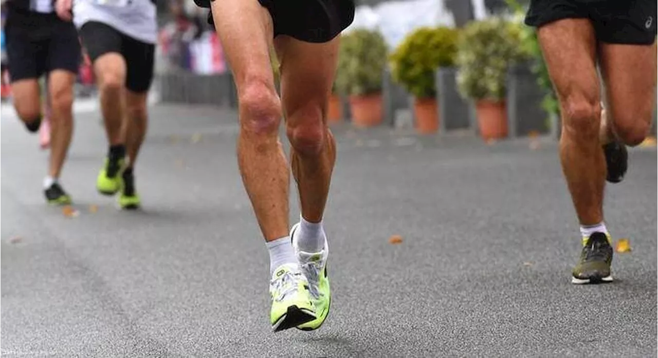 En plein semi-marathon, ce médecin sauve une femme qui s’effondre puis va jusqu’au bout de sa course