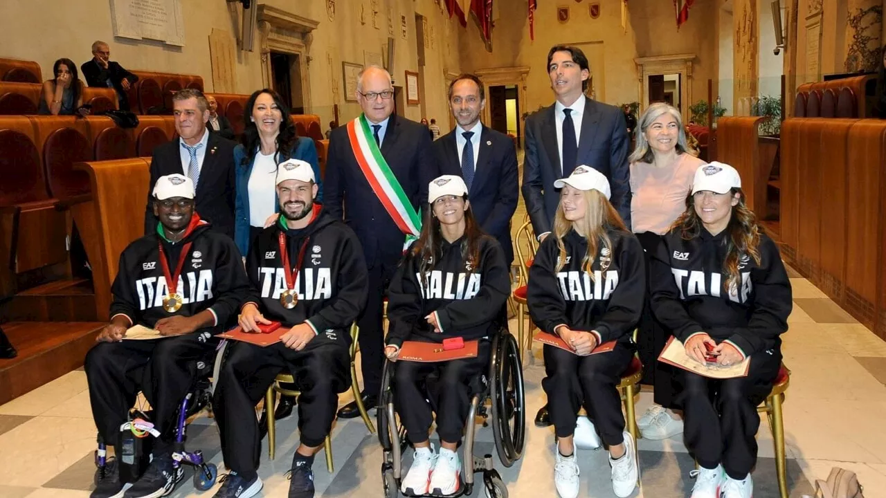 Gualtieri premia i campioni paralimpici romani: "Siete l'orgoglio di Roma"