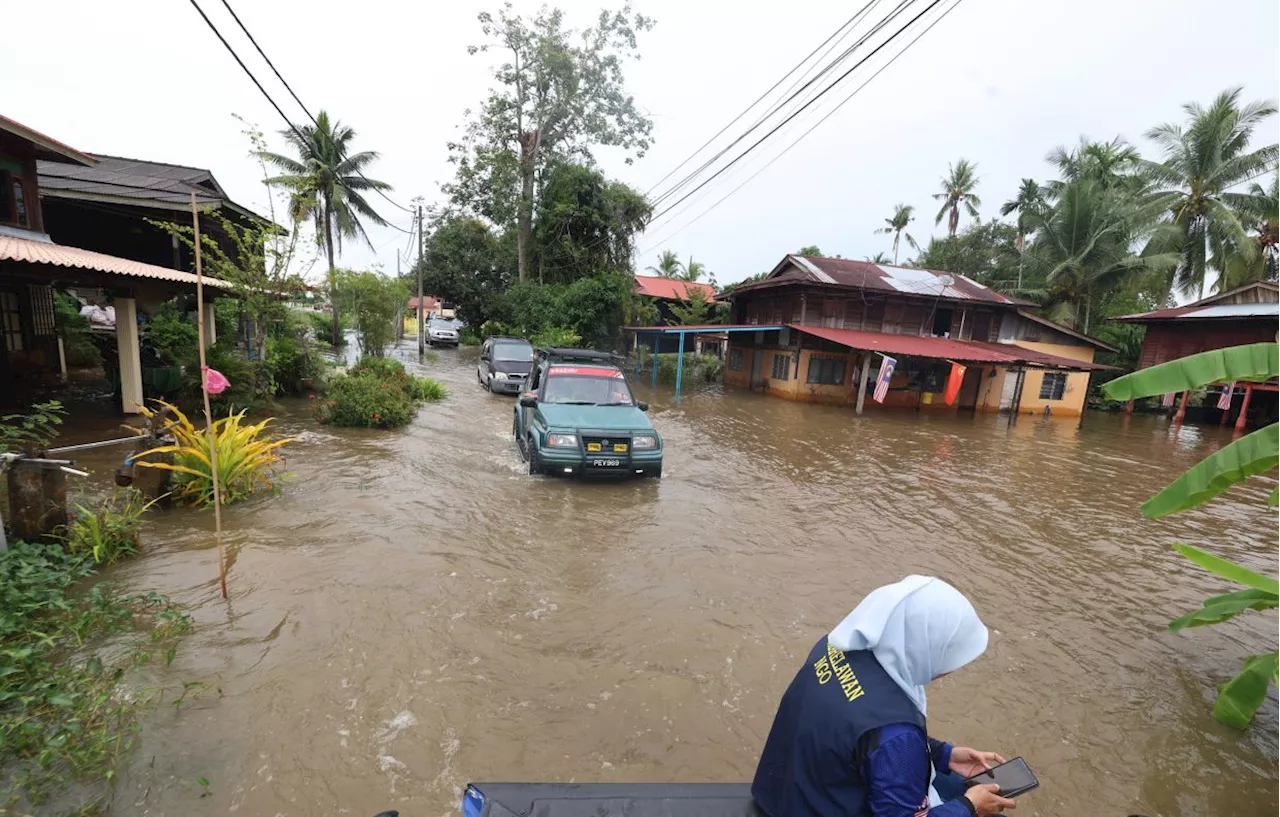 Floods: Melaka fully recovers, evacuee numbers drop in other states