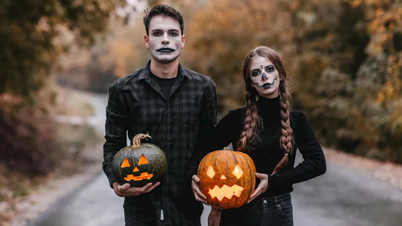 Halloween Kostüme 2024: Schaurig-schöne Outfit-Ideen