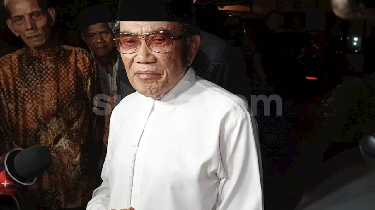 Rhoma Irama Nyanyikan Sebujur Bangkai di Tahlilan 7 Hari Marissa Haque