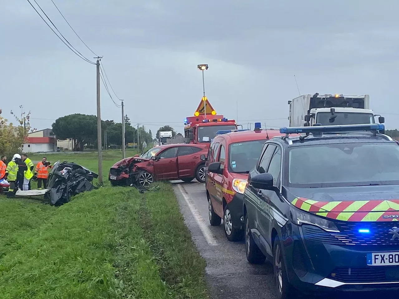 Collision violente en Lot-et-Garonne : deux véhicules accidentés et la circulation alternée