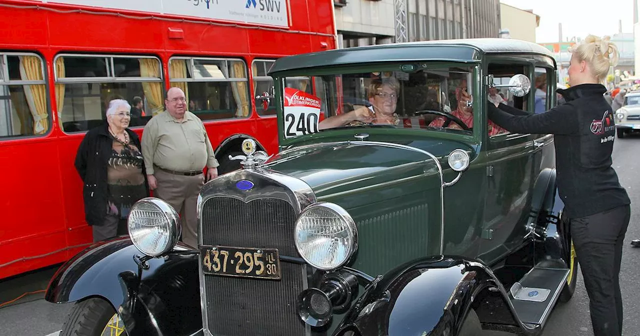 Großer Oldtimer-Korso rollt durch Völklingen - Herbssttag mit verkaufsoffenem Sonntag