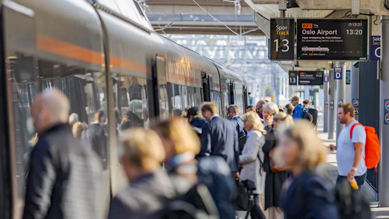 Advarer mot sammenslåing av VY og Flytoget