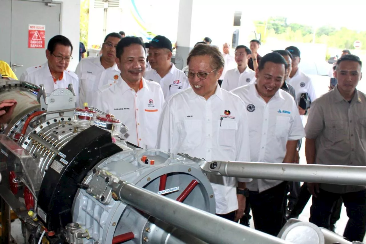 CENTEXS, AIROD-ADC tubuh akademi latihan penerbangan bebas di Sarawak