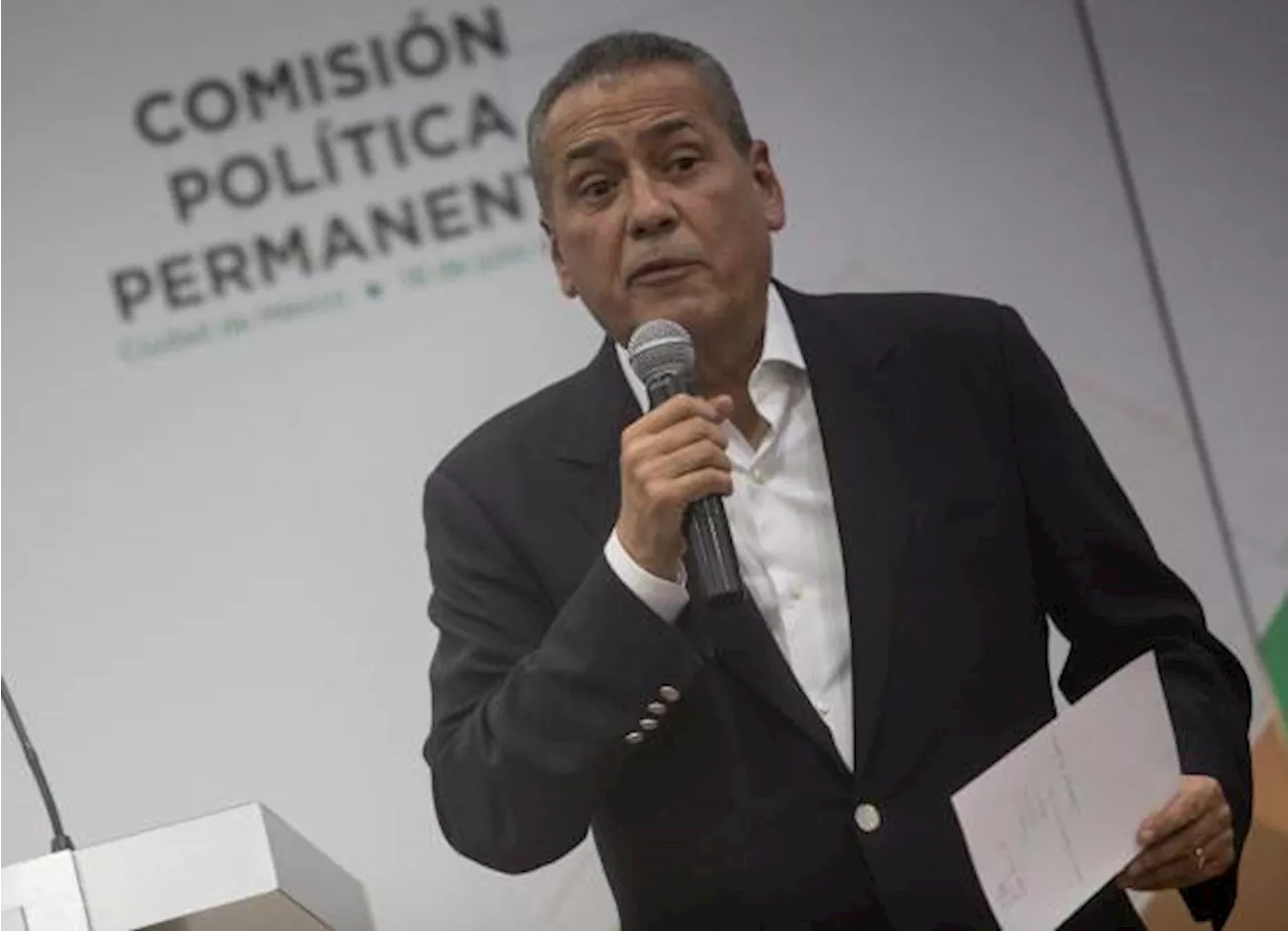 Manlio Fabio Beltrones descarta renunciar al PRI