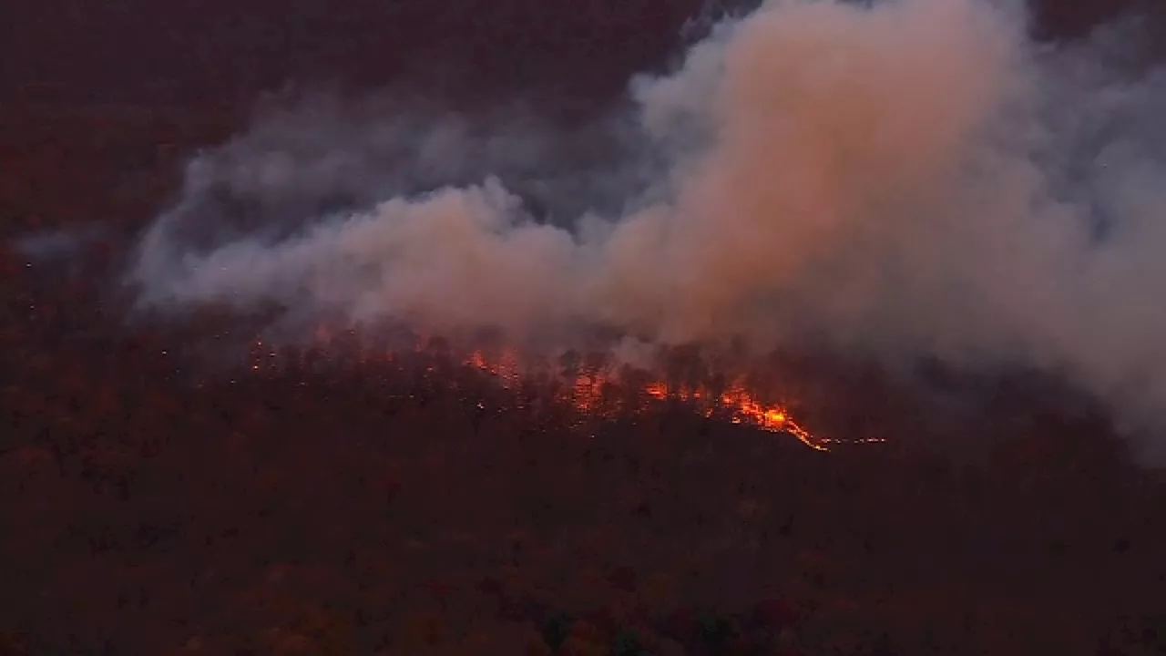 Crews battle brush fire near former ski resort in Rockaway Township, NJ