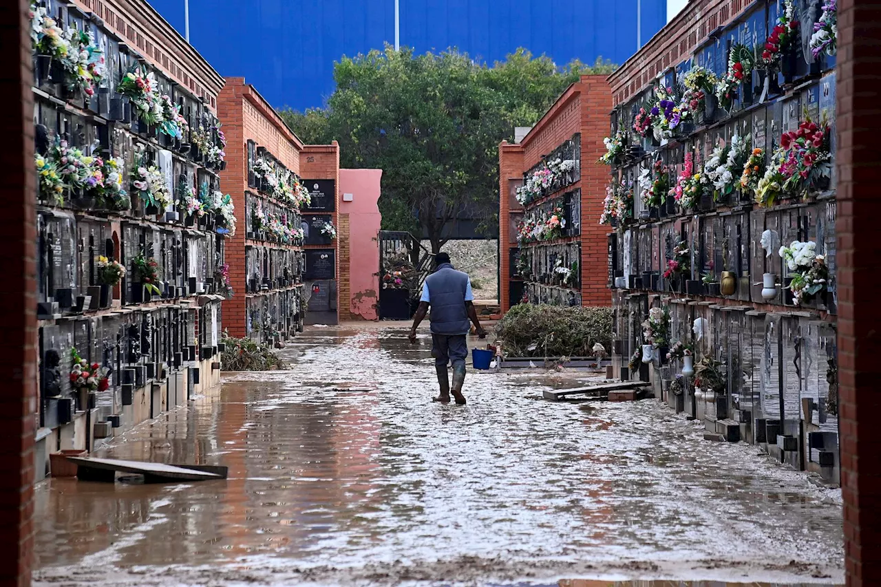 Disastro Spagna, oltre 200 morti nell'alluvione