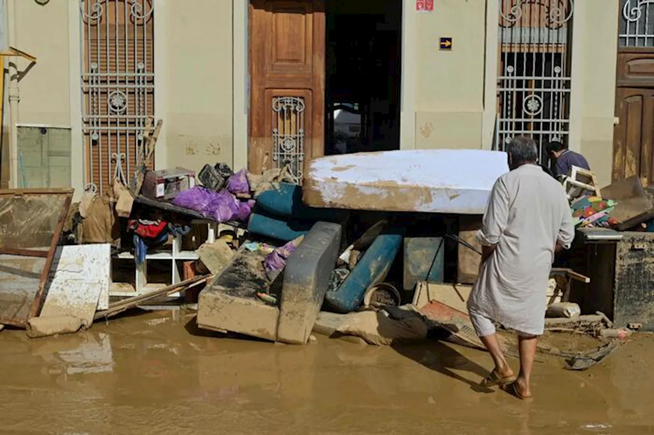 A Valencia oltre 360 mila persone senz'acqua e 50 mila senza luce. Cresce l'emergenza