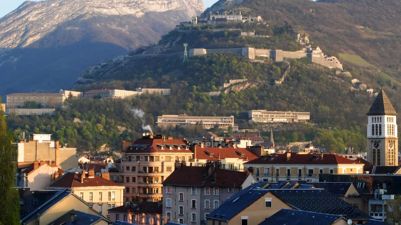 Les prix de l'immobilier continuent de baisser dans les grandes villes sauf à Paris