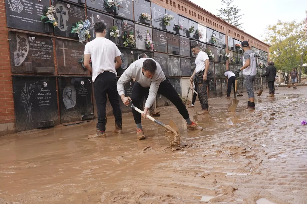 Death toll from Spanish floods climbs to 205 as shock turns to anger and frustration