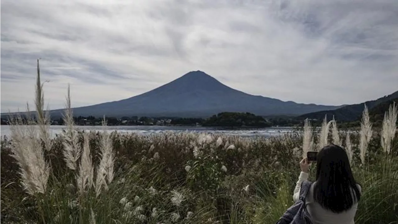 Neraka Bocor di Jepang, Gunung Fuji Tak Bersalju Pertama Kalinya