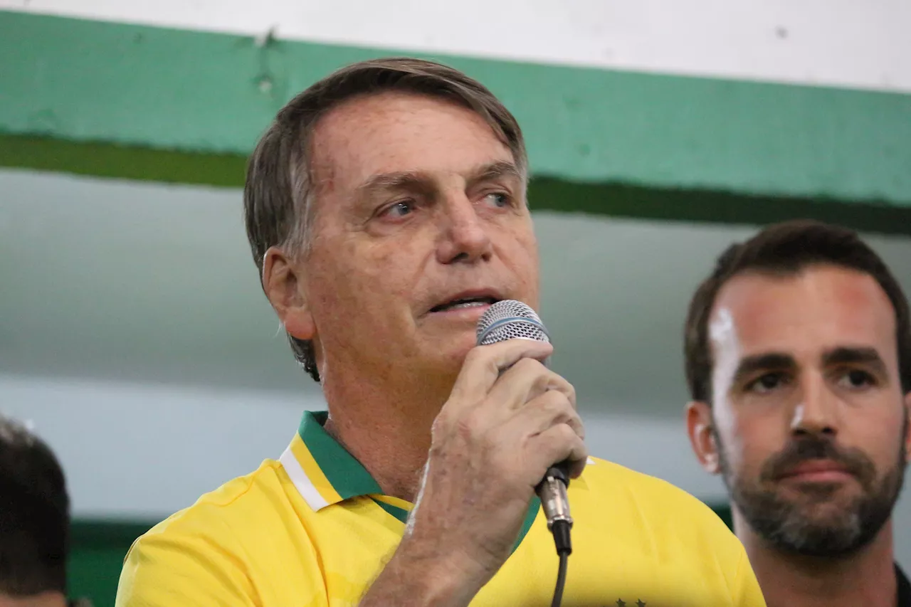 “Estou vivo e o candidato sou eu”, diz Bolsonaro sobre eleições de 2026