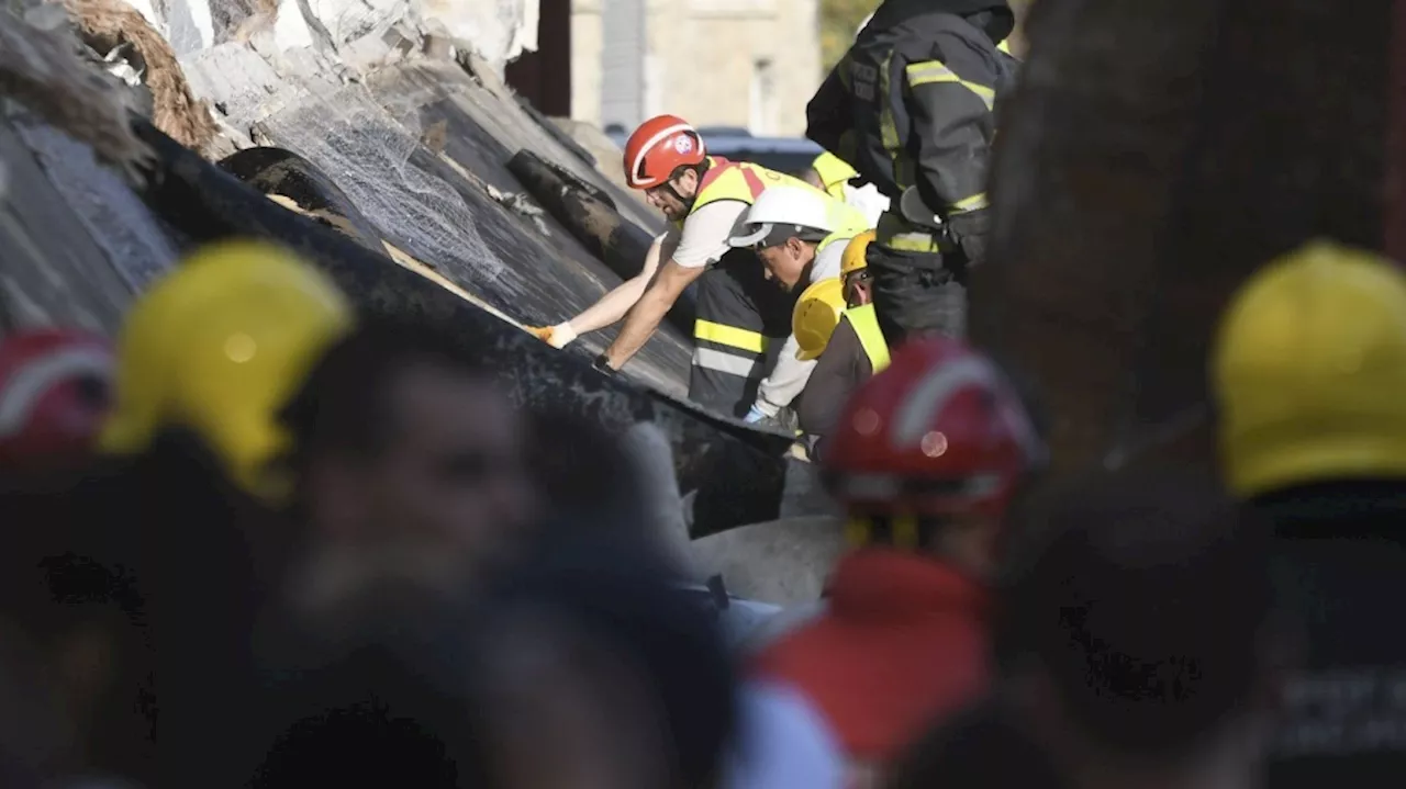 Roof collapse at Serbian railway station kills at least 11