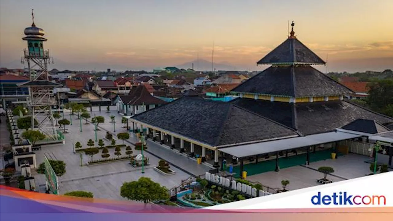 Kerajaan Demak: Letak, Sejarah, Nama Raja, dan Peninggalannya