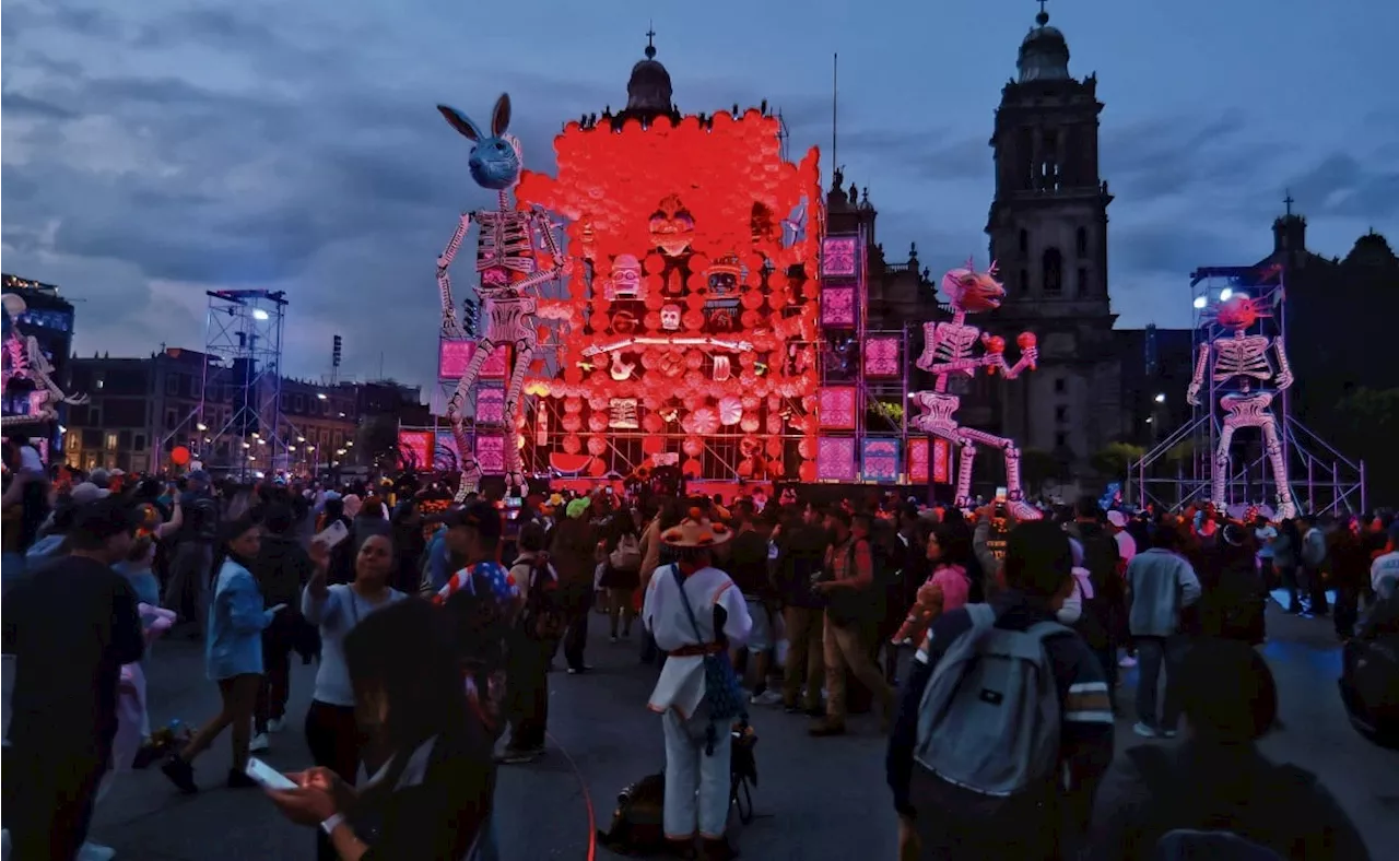 “Están impresionantes los esqueletos de la ofrenda”