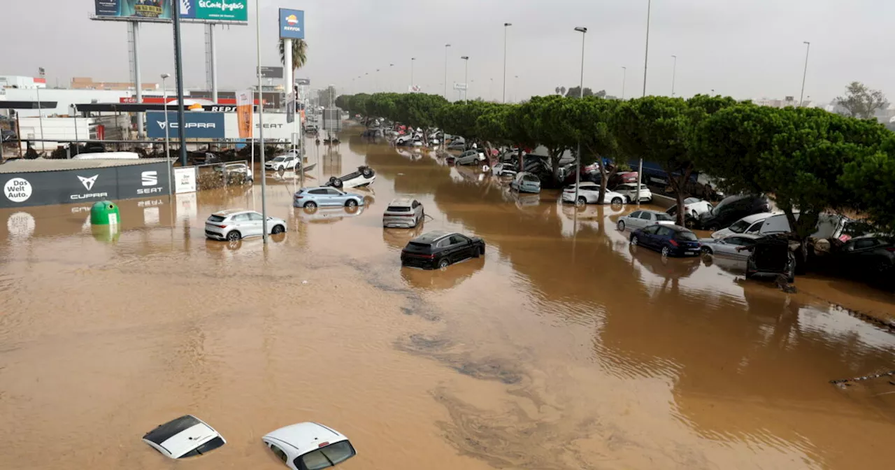 Alluvione Spagna, il miracolo di Sedavì: 124 anziani di una Rsa salvati da 10 lavoratrici