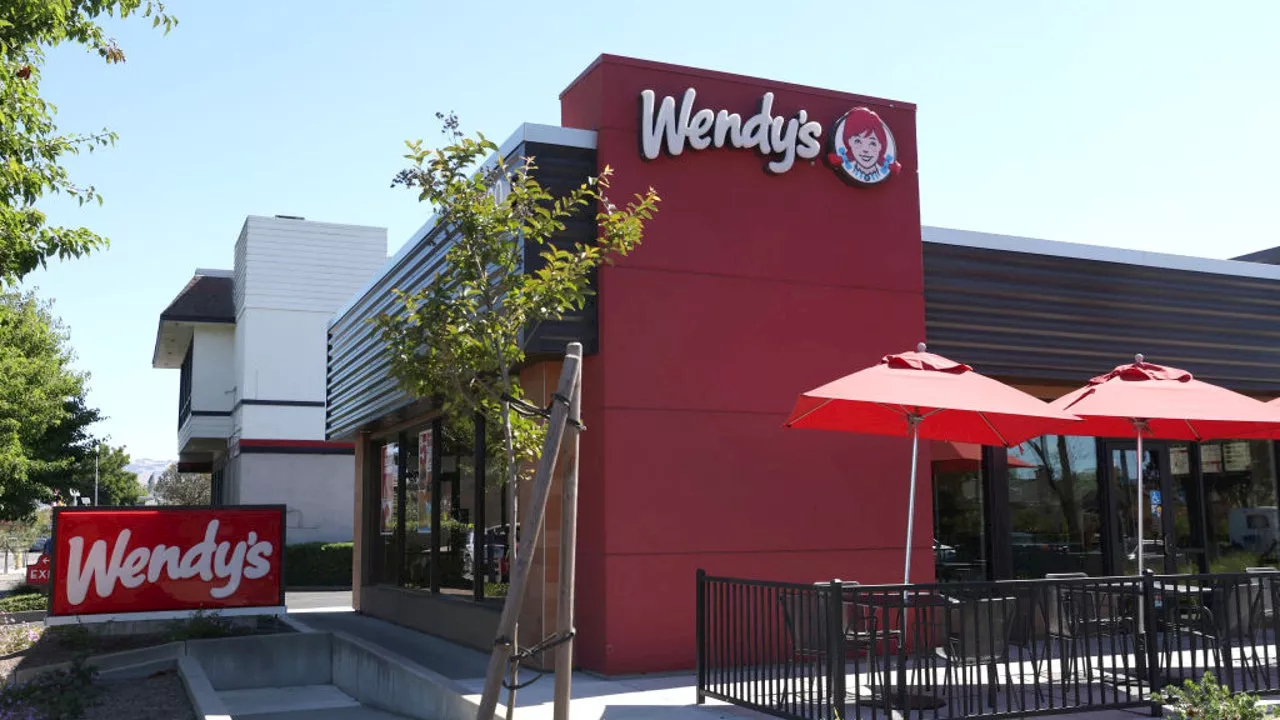 Wendy's closing 140 more restaurants, but will open other locations