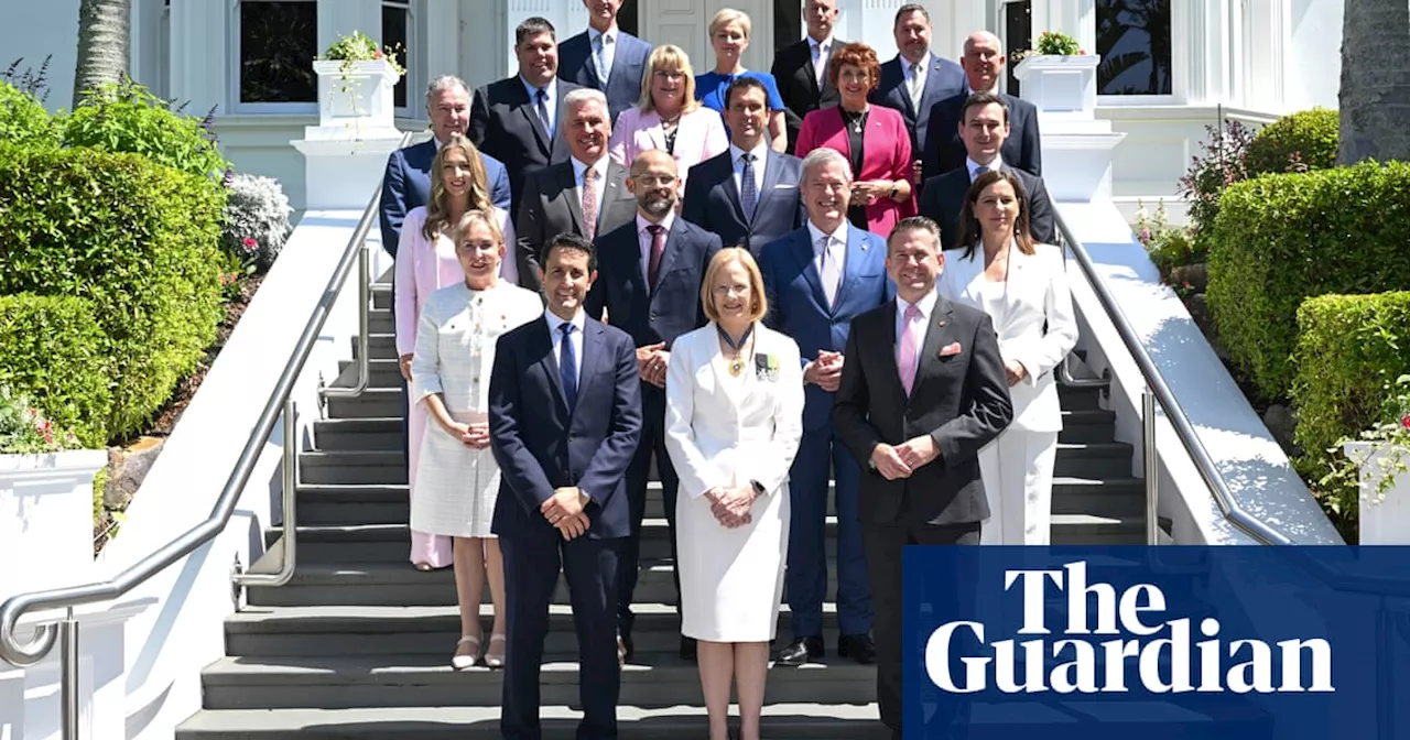 David Crisafulli breaks election promise to elevate shadow team to Queensland government frontbench