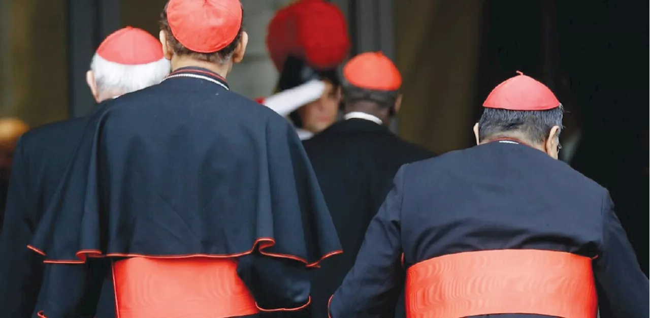 Cardinals working at the Vatican take a pay cut