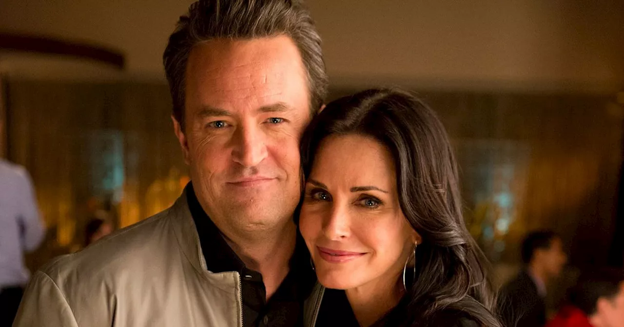 Friends star Courteney Cox 'hosting seances' for 'answers over Matthew Perry'