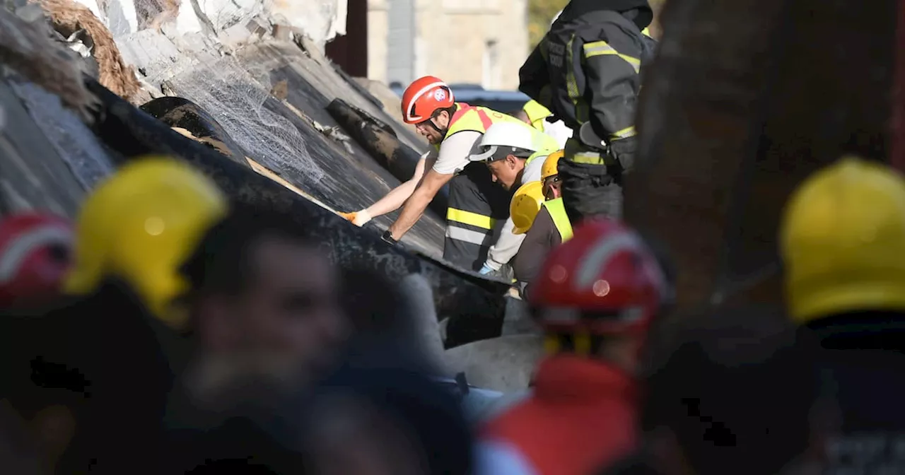 Mueren al menos 8 personas al colapsar techo en estación de tren en Serbia