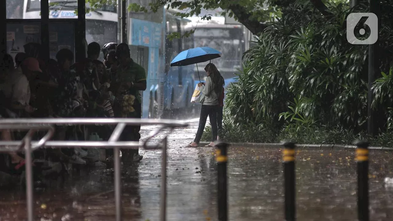 Cuaca Sabtu 2 November 2024: Jakarta Hujan Pagi Hari, Siang Berawan Tebal