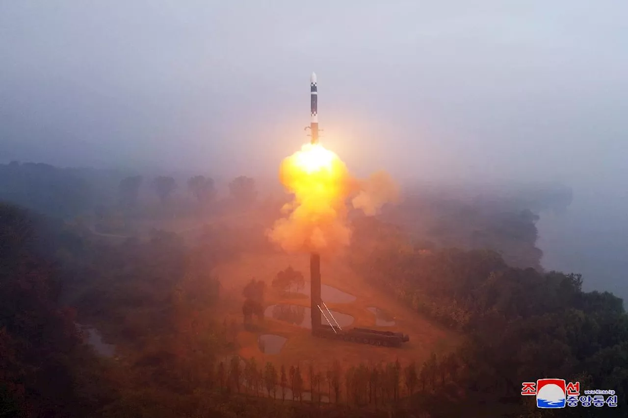 정부, 北ICBM 발사 대응…개인 11명·기관 4곳 제재