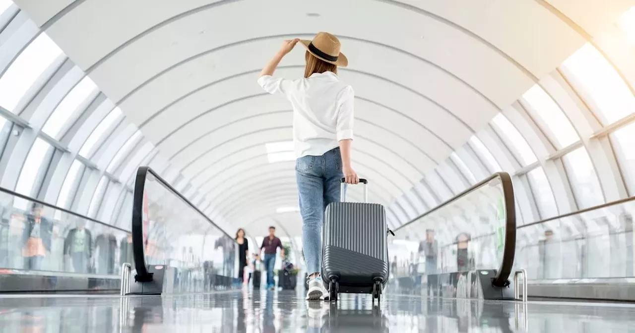 Travel expert issues warning over one common mistake people make at the airport