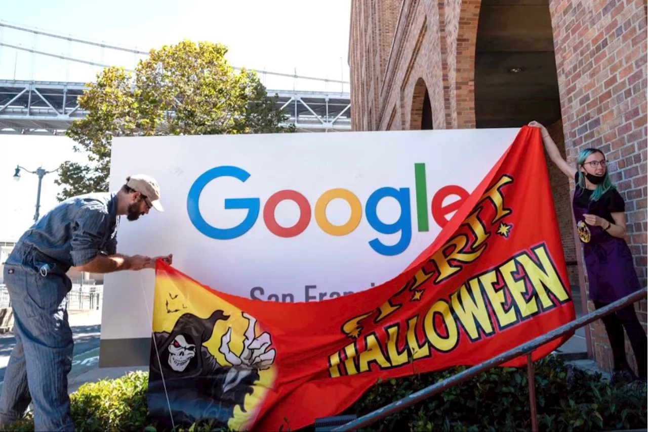 Jefes de Google hablaron con disfraces de Halloween en la reunión con empleados