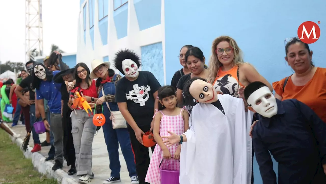 Jaiba Brava celebra con afición el Halloween en el Estadio Tamaulipas