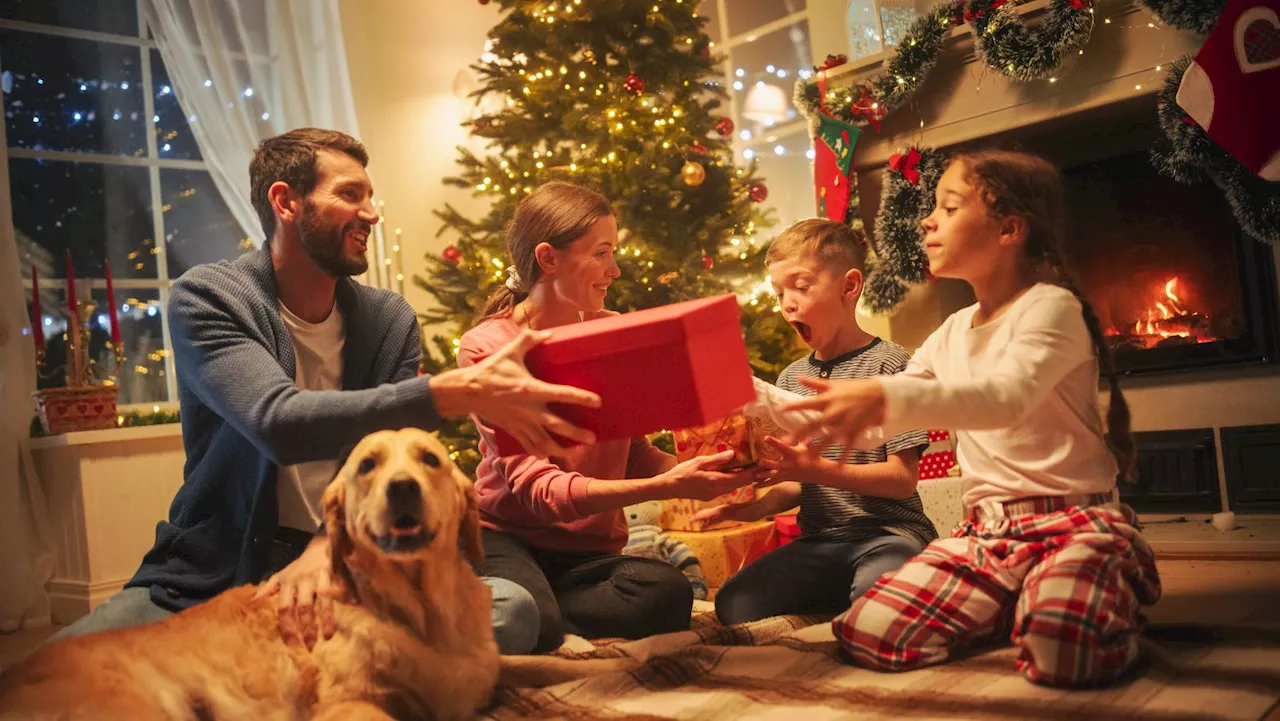 Mum shares simple 2-minute trick to save £££s on your kids' Christmas gifts