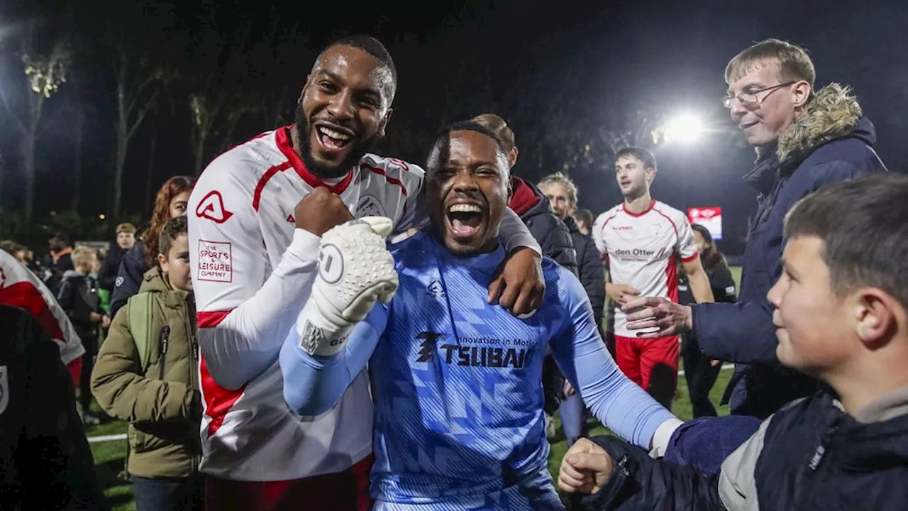 Beker: Ajax tegen Telstar, Katwijk - FC Twente • Van de Ven ligt er weken uit