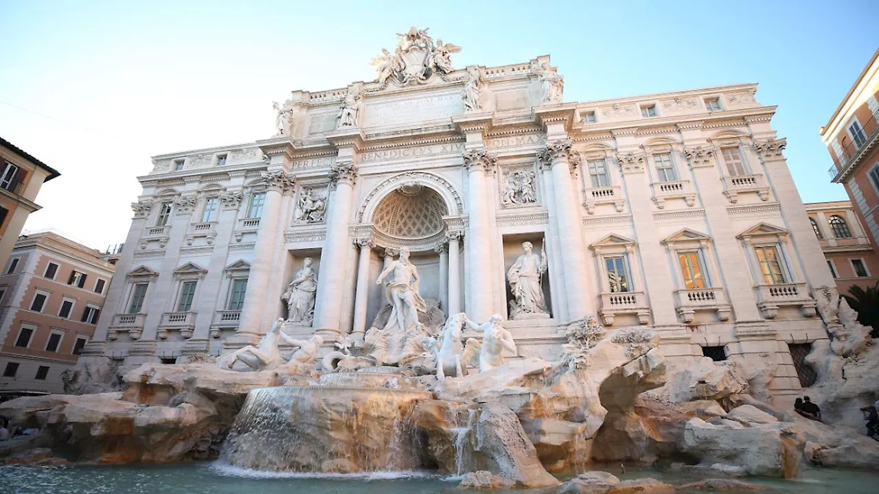 Trevi-Brunnen in Rom: Münzen landen jetzt in einem Aufstell-Pool