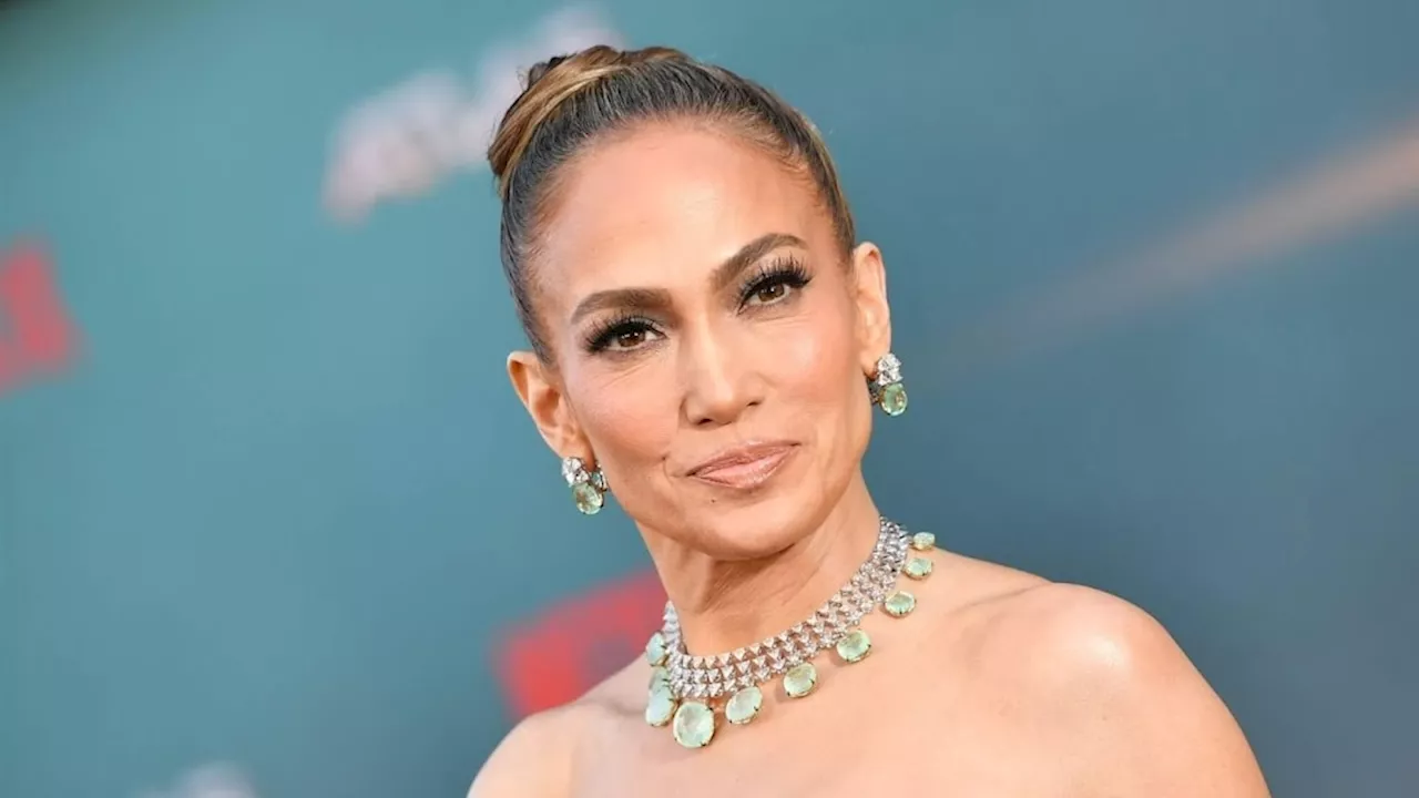 Jennifer Lopez haalt uit naar Donald Trump in speech: 'Elke latino in dit land werd beledigd'