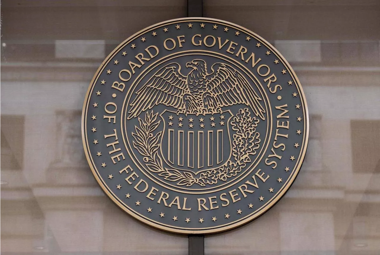 Fed's favored inflation measure cools in Sept.