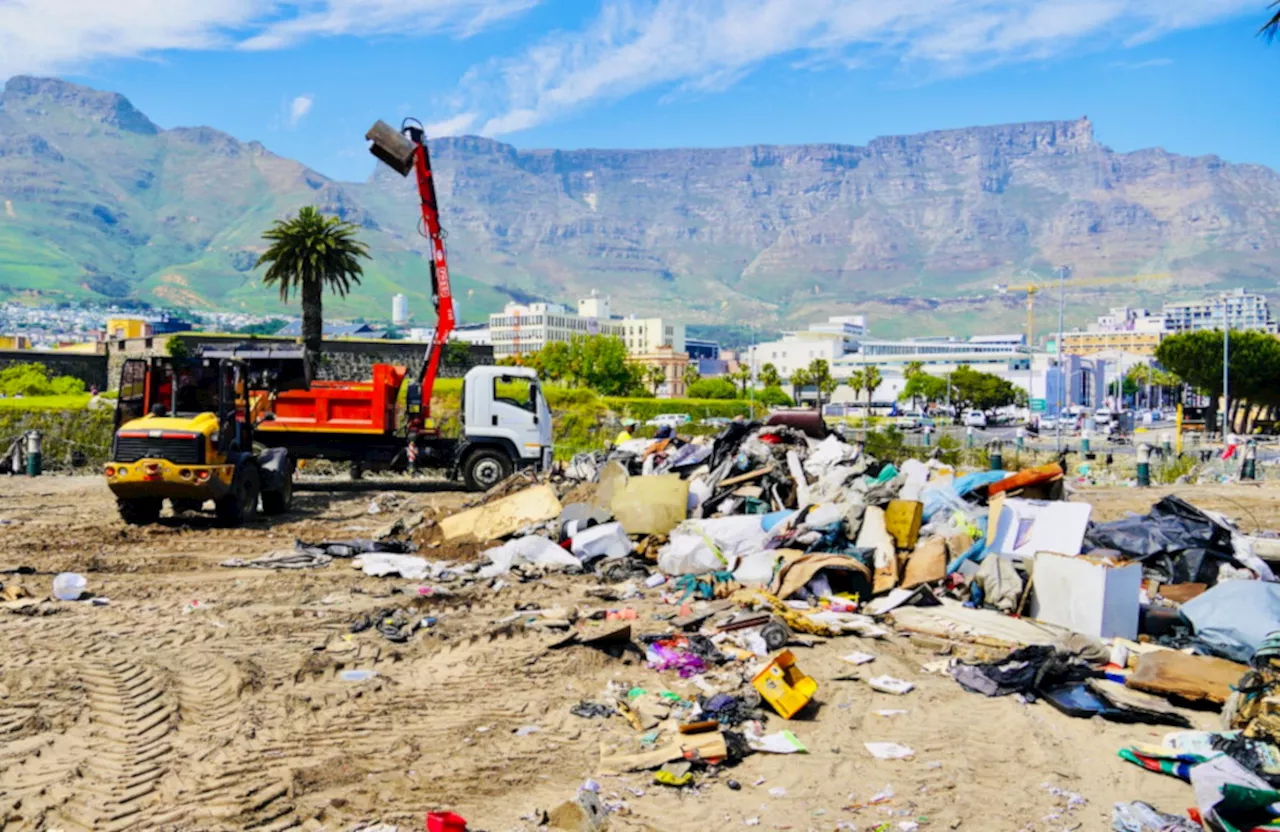 Eviction of squatters at the Castle of Good Hope concludes