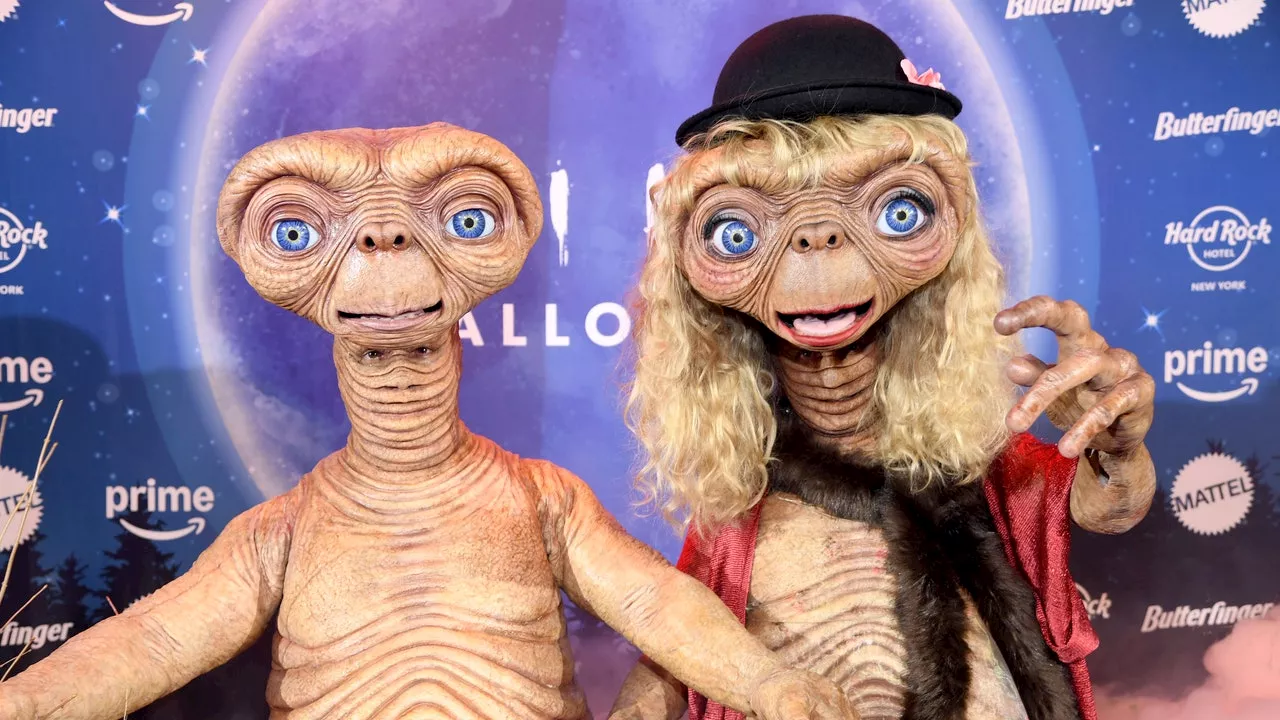 Heidi Klum vestita da E.T. e il suo folle Halloween Party a New York