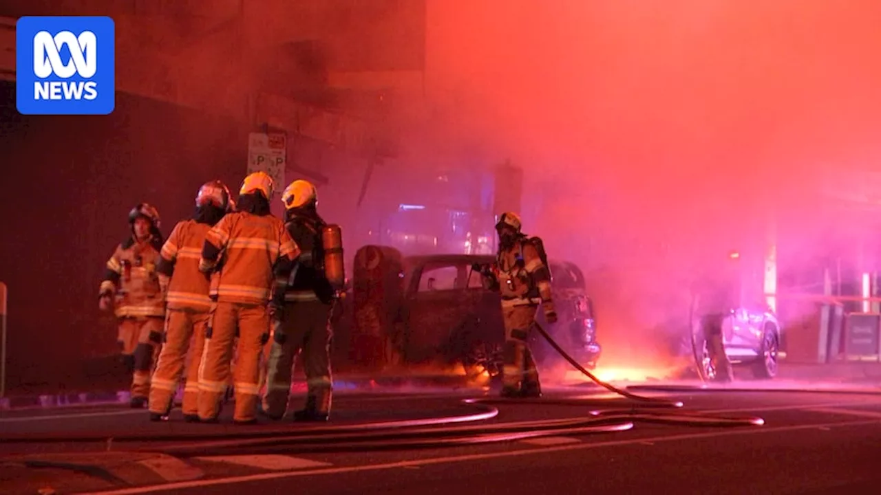 Pascoe Vale South shops and cars destroyed as police investigate possible links to tobacco war