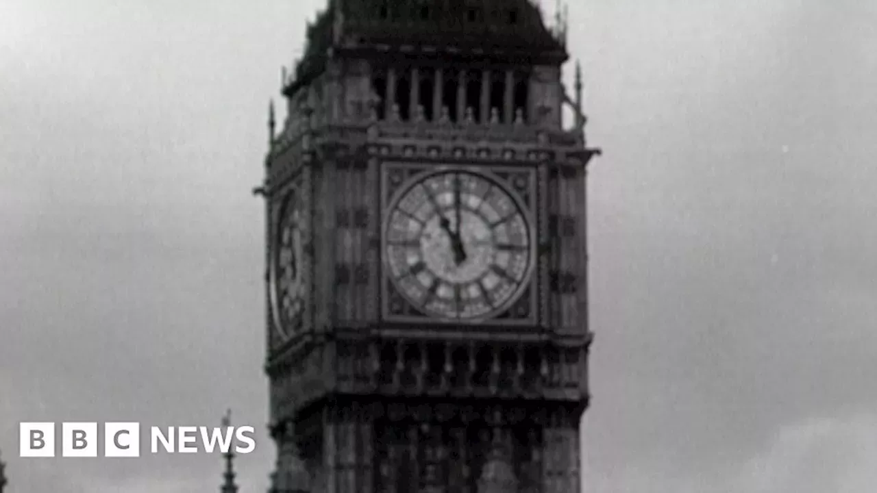 Remembrance Sunday The first Cenotaph ceremony after WW2 United Kingdom