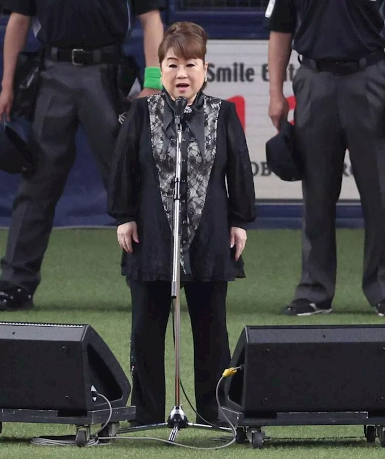 負けたらアカンで巨人に「道頓堀人情」もう一度 天童よしみが新体制の藤川阪神にエール