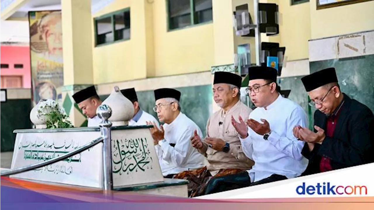 Teladan KH Noer Ali di Mata Ahmad Syaikhu untuk Membangun Jabar