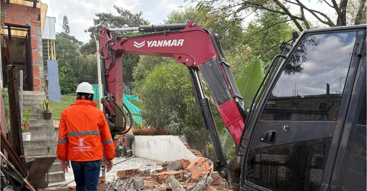 Demolieron una construcción ilegal que era usada para fiestas nocturnas en Guayabal