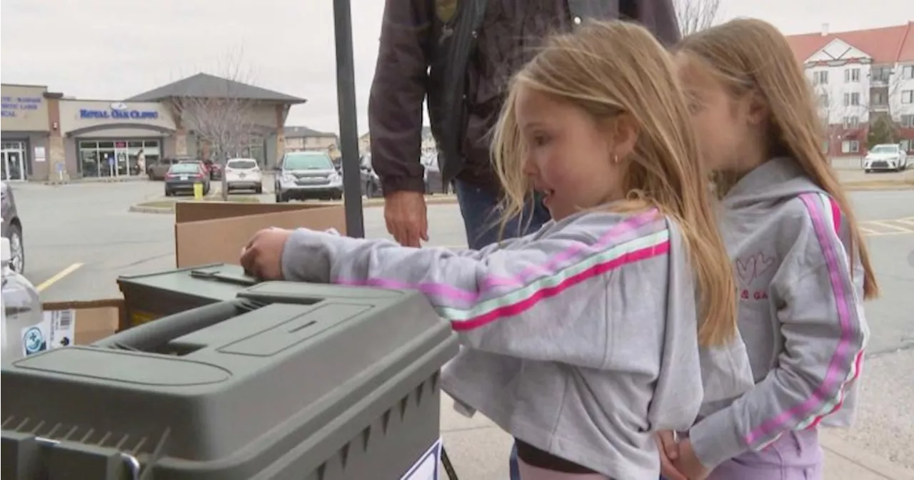 ‘What they’ve given me is priceless’: Calgarians stuff a truck in support of local veterans