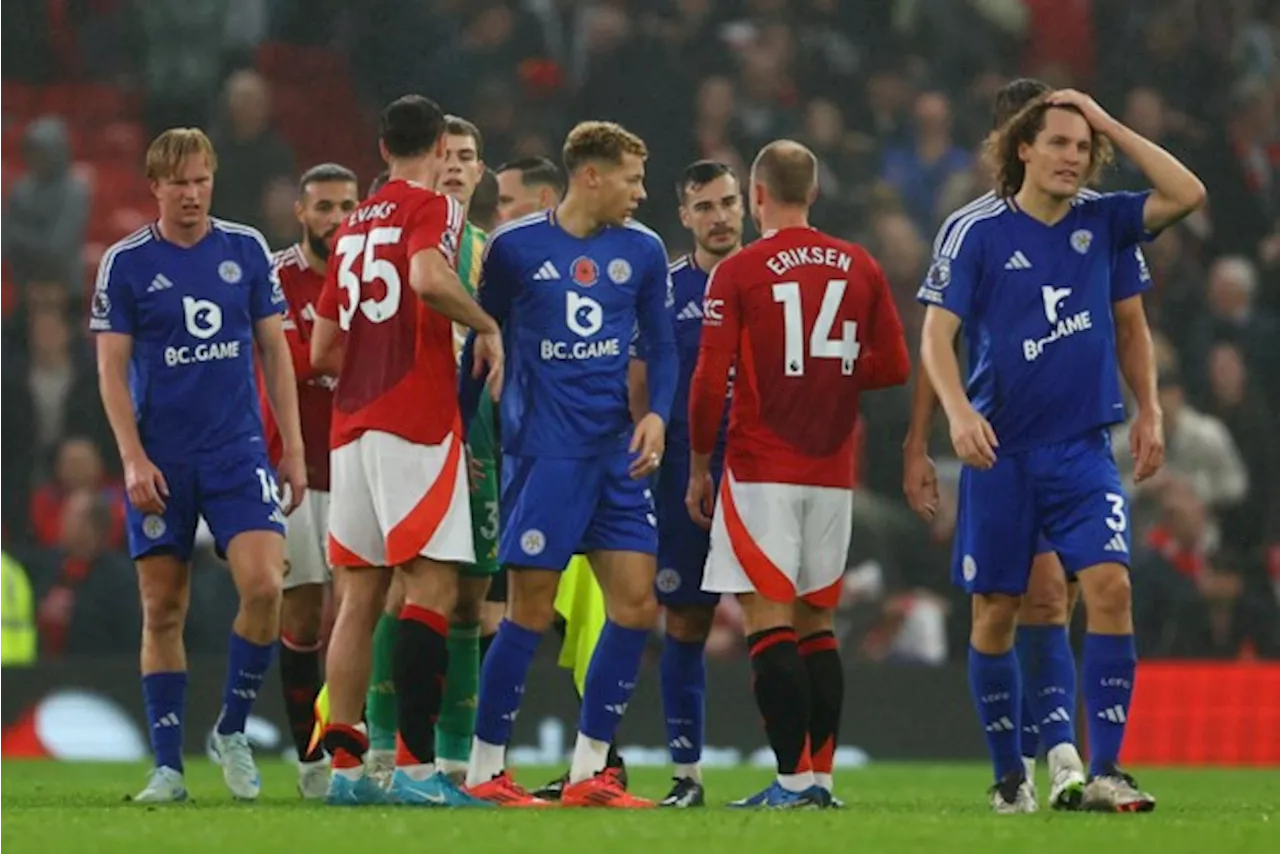 PREMIER LEAGUE. Bruno Fernandes trapt Man United voorbij Wout Faes, Matz Sels de boot in bij Newcastle