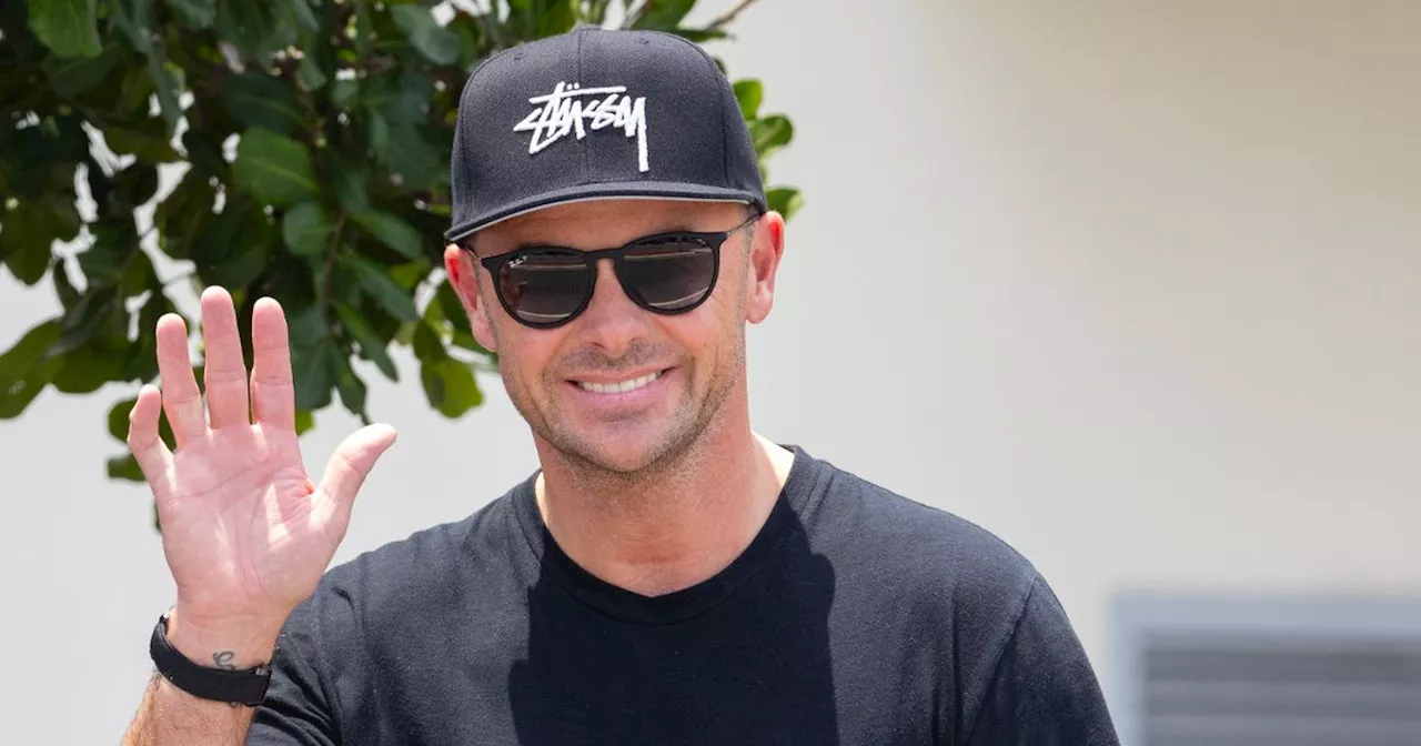 Tired Ant McPartlin all smiles and reunites with Dec after landing in Australia